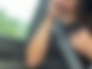 maskqgirll MILF webcam performer live streaming