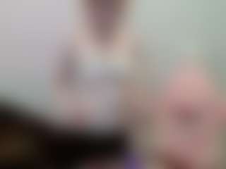 Aneka's Live Sex Cam Show