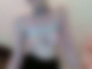 Aneka's Live Sex Cam Show