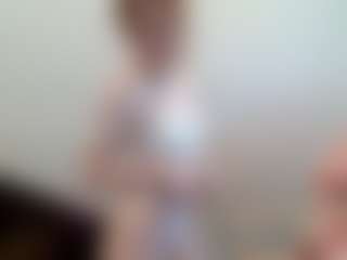 Live cam show with Aneka - Red Hair on slutload