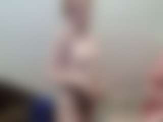 Live cam show with Aneka - Red Hair on parknlotfishbdy