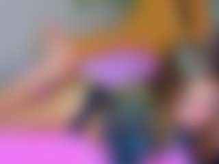 Live-Cam-Show mit Willowcut - Average auf Camsoda