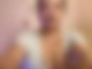 Live cam show with CaterinaLiou - Smoking on SpankPalCams