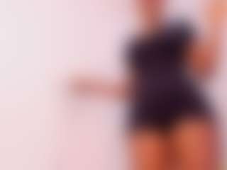 Live cam show with Dakkota-fox - Athletic Ebony on Dolls Live