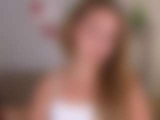 Live cam show with JanetBrewer - Brown Hair on Camiplay Live