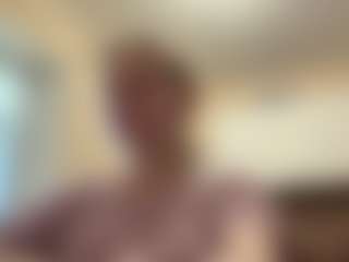 Live cam show with LeidaHolster - Queen on CamClone