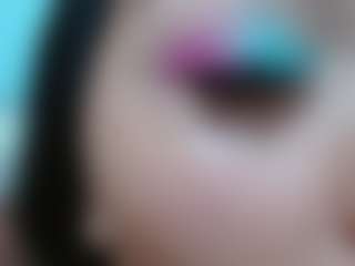 Liarouse04's Live Sex Cam Show