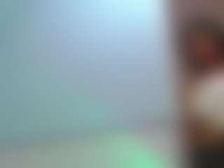 Liarouse04's Live Sex Cam Show
