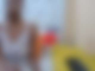 Live cam show with londondarling - Squirt on Dolls Live