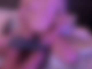 Live cam show with mariasweetdark - Striptease on thefappeningchat.com