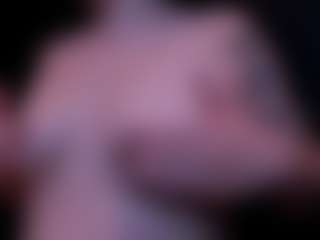 Live cam show with mariasweetdark - Body Builder on Uber Horny