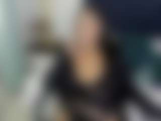 Live cam show with MelaniVega - New Squirt on Camversity