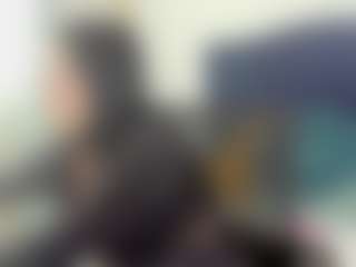 Live cam show with MelaniVega - Middle Aged on Gym Cam Girls
