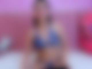 Live cam show with MichelHL - Fingers on Camsoda