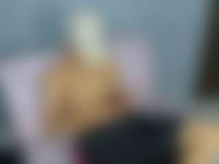 Live cam show with TesoroMalibu - Young Adult on Milfs Live