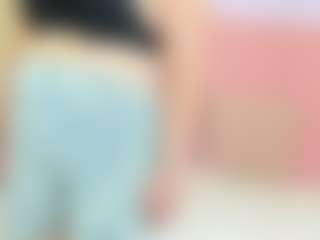 Live cam show with Valery - Middle Aged on Soda Cam