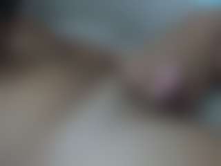 22cmbrownone's Live Sex Cam Show