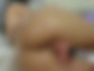 Ahleyrosee's Live Sex Cam Show