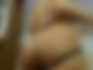 Ahleyrosee's Live Sex Cam Show