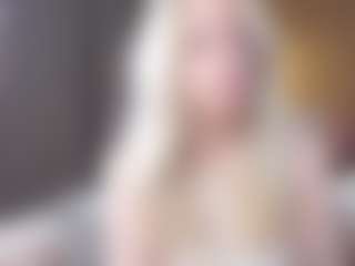 Live cam show with Dori - Camel Toe on testsause.com