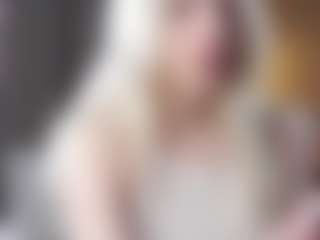 Live cam show with Dori - Domination on Big Tits