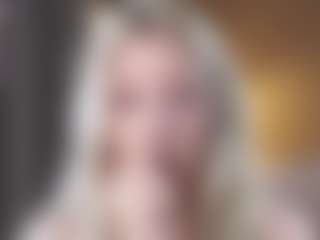 Live cam show with Dori - Domination on friskycurves.com