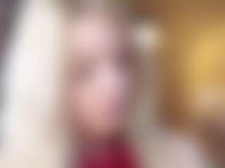 Live cam show with Dori - Gray Eyes on intimatelivegirls.com