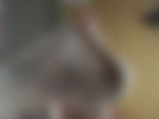 Live cam show with Dori - Gray Eyes on Camsoda