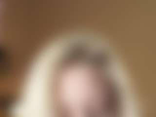 Live cam show with Dori - Gray Eyes on Camsoda