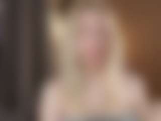 Live cam show with Dori - Athletic Young Adult on Camsoda