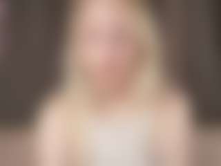 Live cam show with Dori - Camel Toe on Soda Cam
