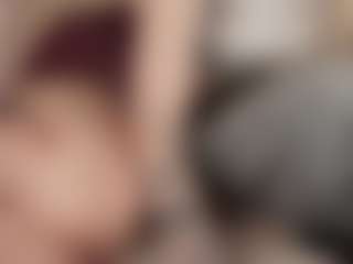 Live cam show with Dori - Domination on livesuperchat.net