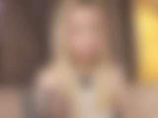 Live cam show with Dori - Normal on AdultVida.com