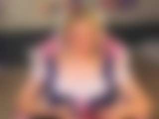 Lillly-Jhonasss's Live Sex Cam Show