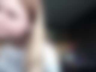 MelodyBertalan's Live Sex Cam Show