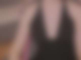 Live cam show with Nika-Berry - Body Massage on Camsoda