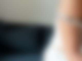 Live cam show with RosarioOdam - Tittyfuck on madthumbs