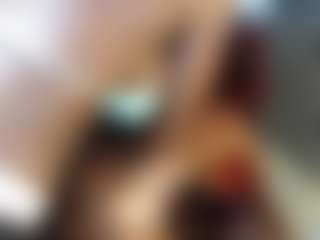 Live cam show with cocowantsyouu - Gagging on crypto-cams
