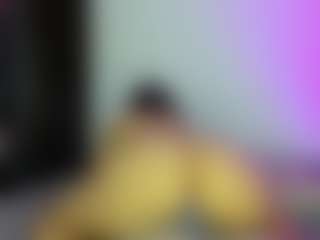 Live cam show with Cristal-quintero - Domination on livesuperchat.net