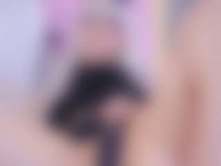 Live cam show with DollyRoses - Costume on CamwithHer