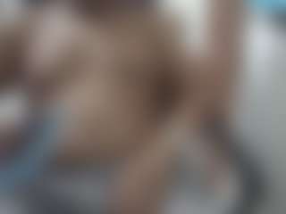 elidagringa's Live Sex Cam Show