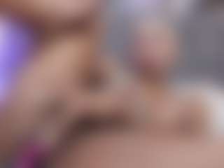 Live cam show with LeidyNova - Blonde Hair Toys on AdultVida.com