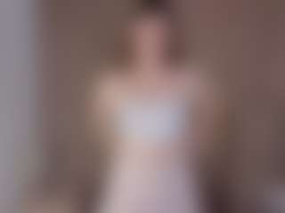 AletaTestani's Live Sex Cam Show