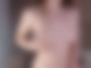 AletaTestani's Live Sex Cam Show