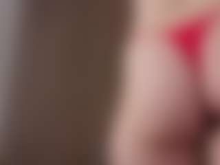 AletaTestani's Live Sex Cam Show