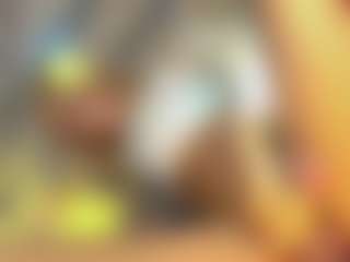 Live cam show with Chanellfantasy - Average on Big Tits