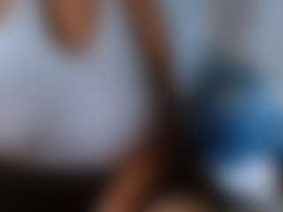 Live cam show with diamond44ddd - Ebony MILF on Dare Cams
