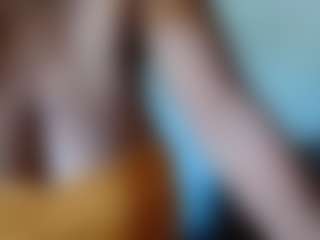 Live cam show with diamond44ddd - Smoking on Camsoda