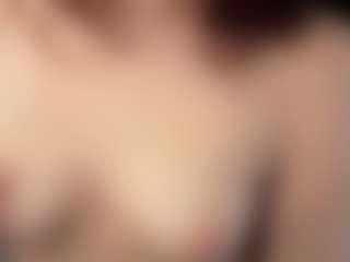 Live cam show with LilliamCalabro - Red Hair on Gym Cam Girls