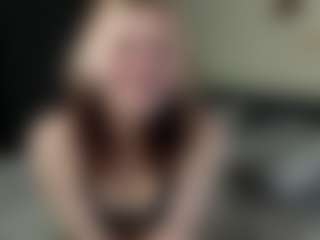 Live cam show with LilliamCalabro - Green Eyes on nudelive.tv